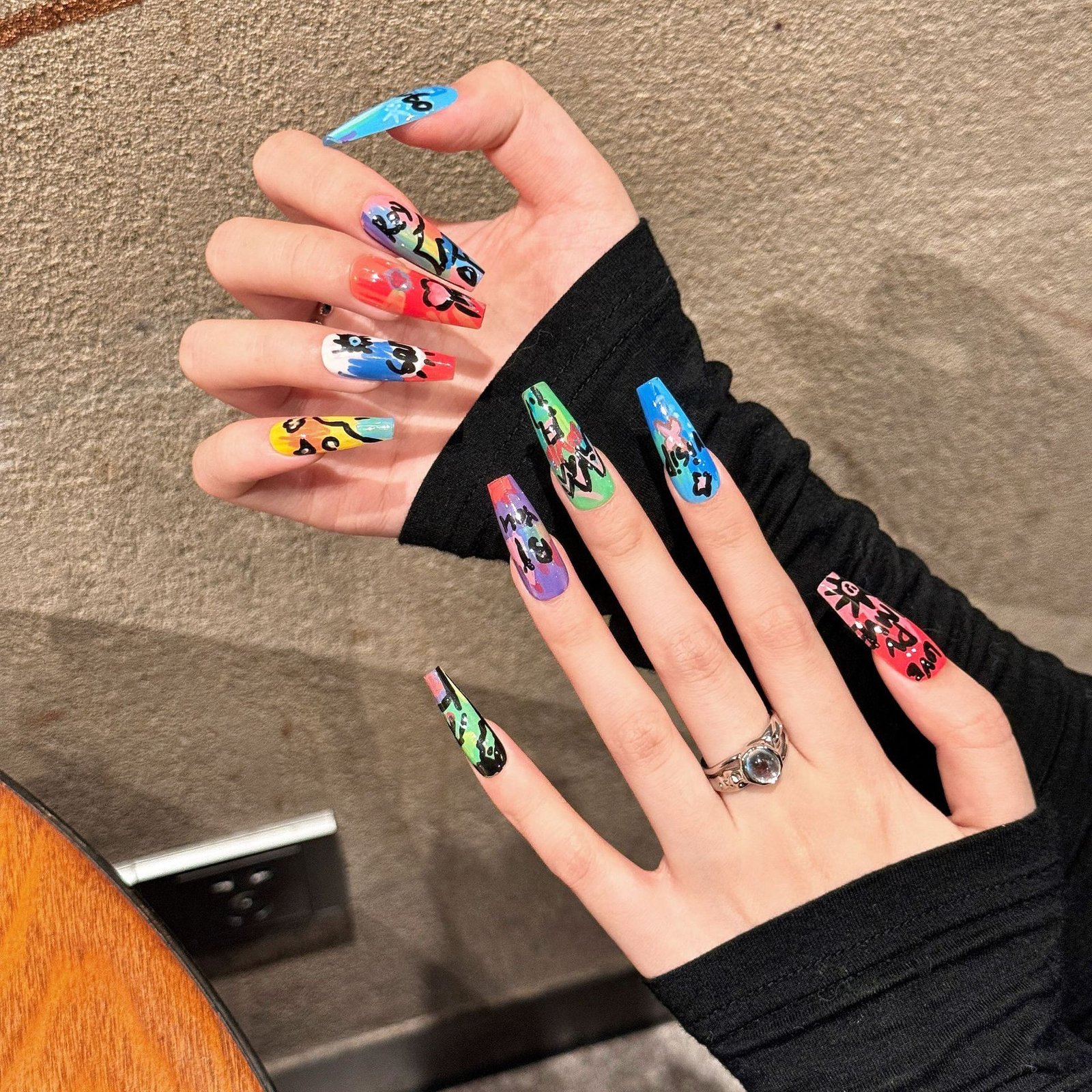 Ongles artificiels tendance – série graffiti artistique, style armure / Graffiti Oil Painting Series Removable Fake Nails Wear Armor – Image 6