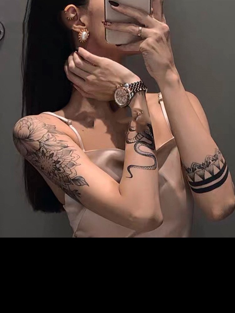 Tatouage temporaire semi-permanent 2 semaines – motif serpent et fleur, Herbal Juice / Hazelnut Honpo Dark Snake Flower Arm Tide Semi-permanent Two Weeks Herbal Juice Tattoo Sticker