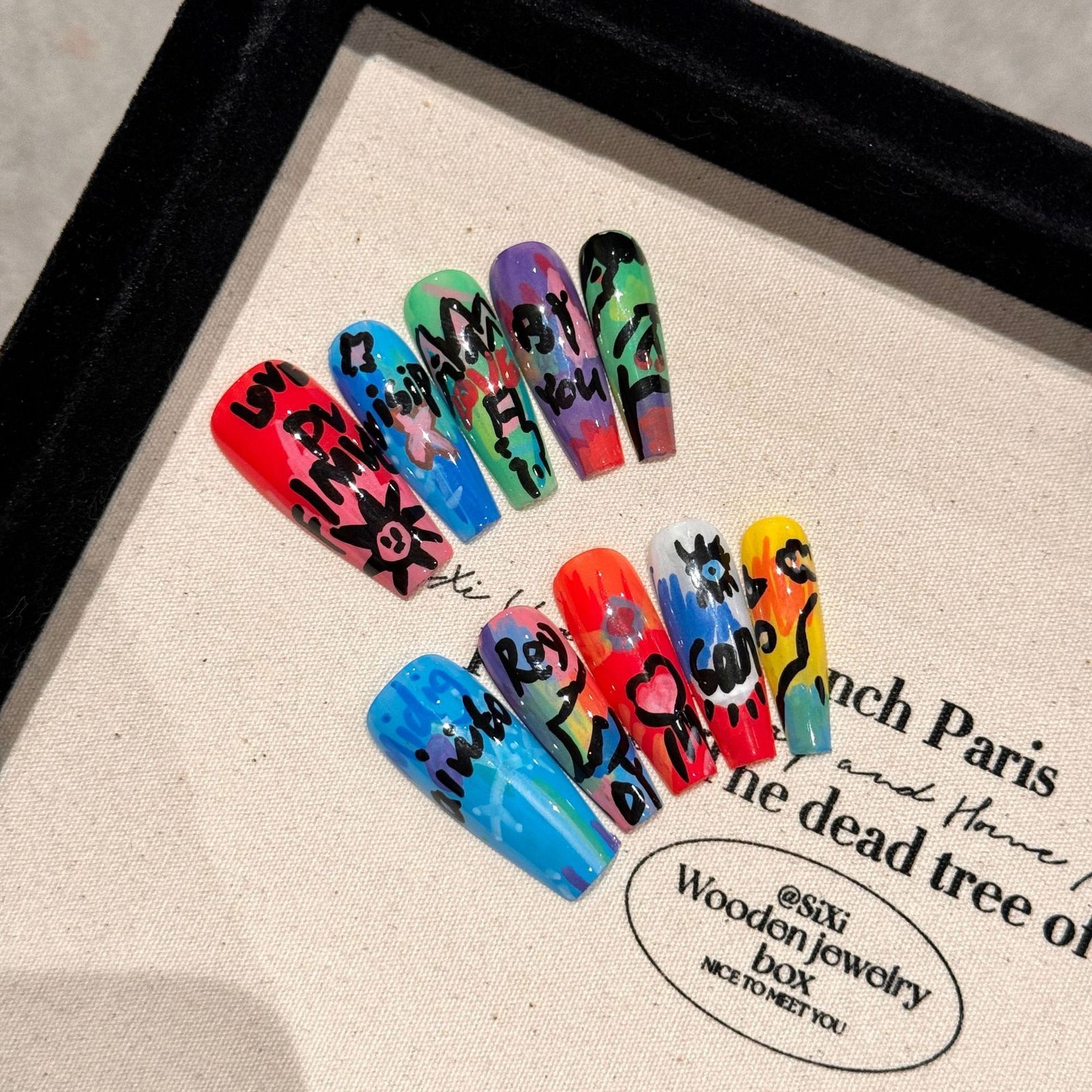 Ongles artificiels tendance – série graffiti artistique, style armure / Graffiti Oil Painting Series Removable Fake Nails Wear Armor